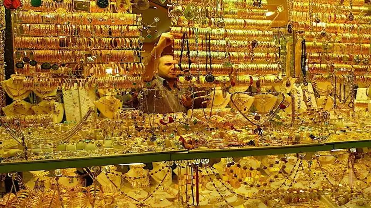 تغيرات جديدة في أسعار الذهب خلال تعاملات يوم الإثنين ١٦ مارس ٢٠٢٦
